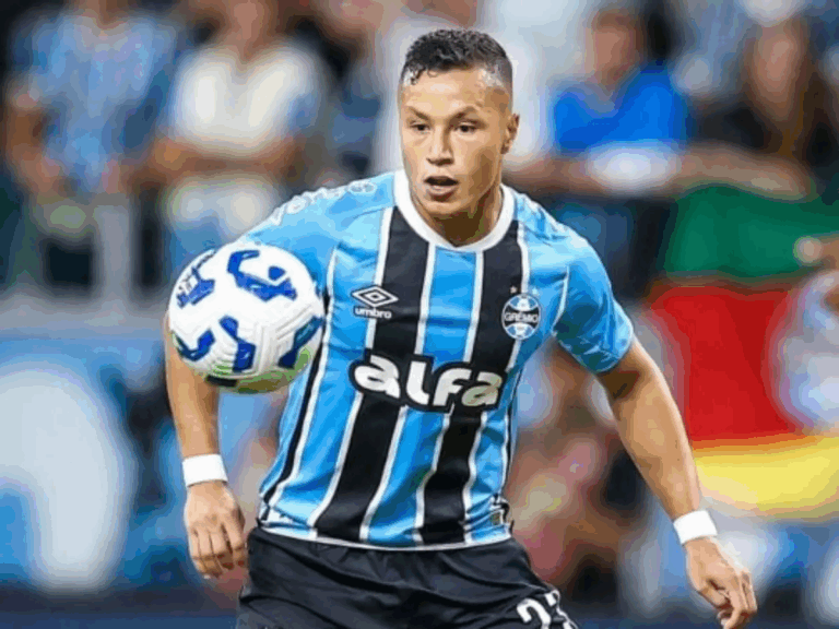 Marlon está a 8 jogos de se tornar reforço definitivo do Grêmio