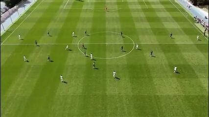 Meio-campista Joan González encerra carreira aos 23 anos por problema congênito - Imagem do artigo original