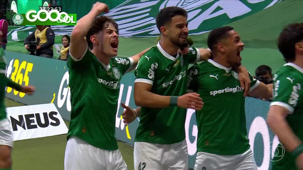 Flaco López relata madrugada de explosões na Academia do Palmeiras e critica “falta de respeito” - Imagem do artigo original