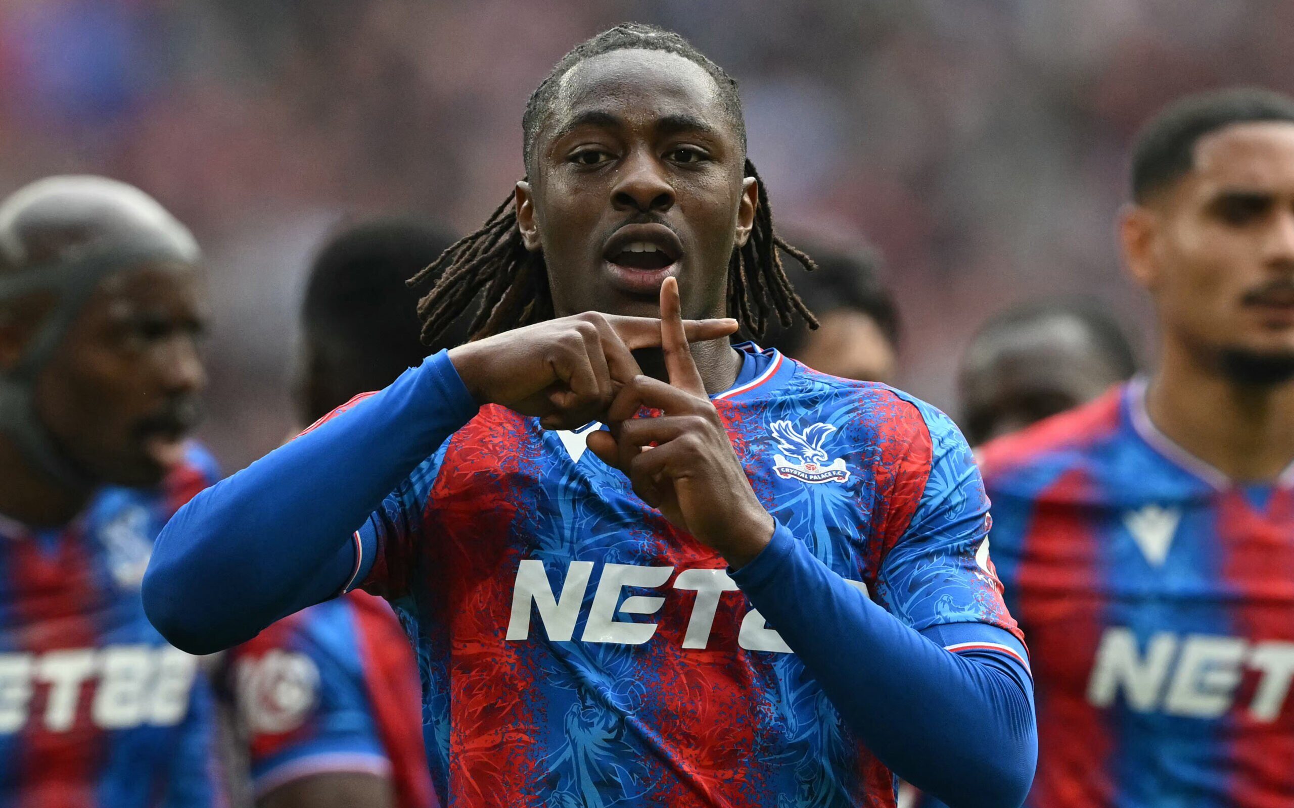 Crystal Palace inicia contatos para substituir principal jogador, aponta jornalista - Imagem do artigo original