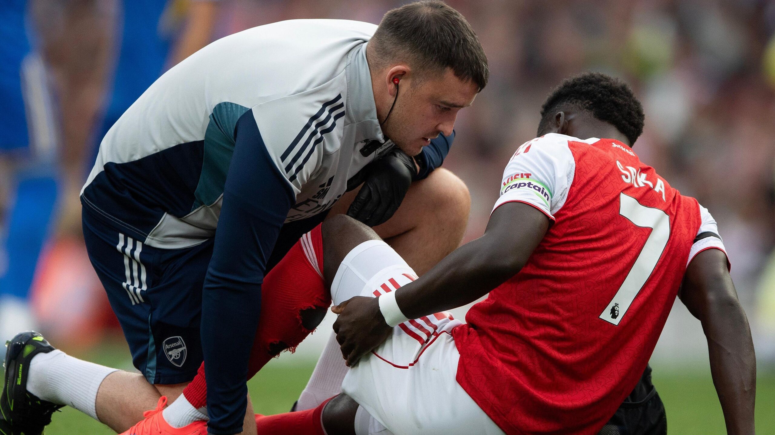 Lesão na coxa afasta Bukayo Saka do Arsenal por “algumas semanas”, confirma Arteta - Imagem do artigo original