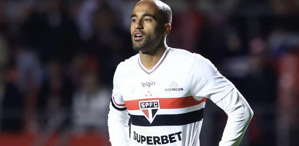 Lucas Moura descarta prazo de retorno e vê participação contra LDU como improvável - Imagem do artigo original