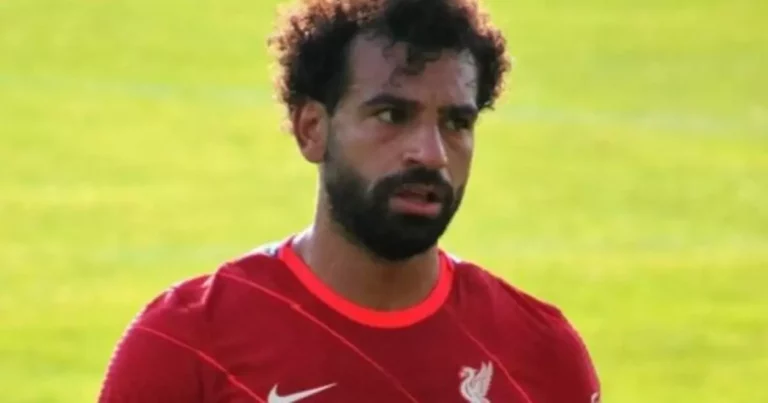 Salah cobra explicações da Uefa sobre morte de ex-atacante palestino na Faixa de Gaza