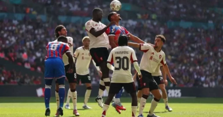 Crystal Palace supera Liverpool nos pênaltis e leva a Supercopa da Inglaterra