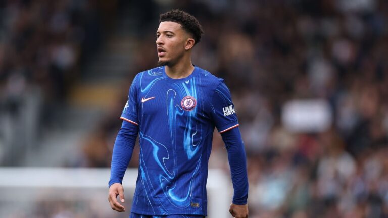 Roma negocia compra definitiva de Jadon Sancho junto ao Manchester United