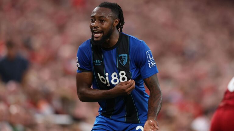 Torcedor é detido após insultos racistas a Antoine Semenyo em Anfield