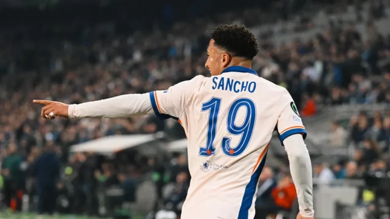 Sancho toma decisão sobre proposta da Roma; confira