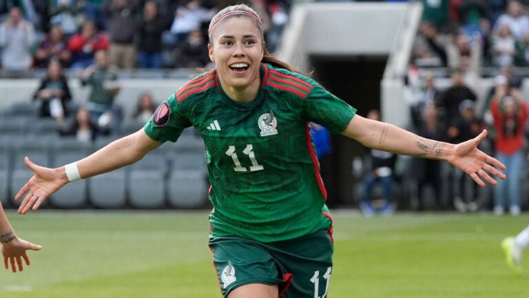 Lizbeth Ovalle negocia transferência recorde para clube da NWSL