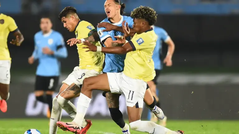 Arsenal busca superar concorrentes na contratação de destaque da Bundesliga