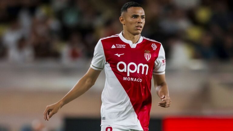 Barcelona avalia Vanderson, lateral brasileiro do Monaco, para reforçar defesa