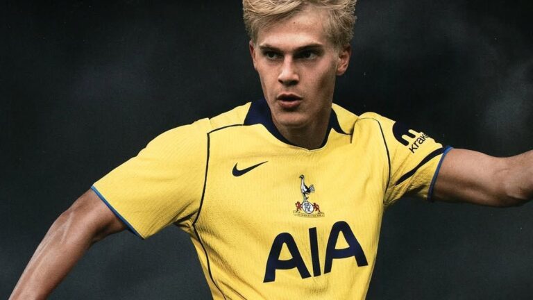 Ranking dos uniformes da Premier League 2025/26: todas as 57 camisas já apresentadas