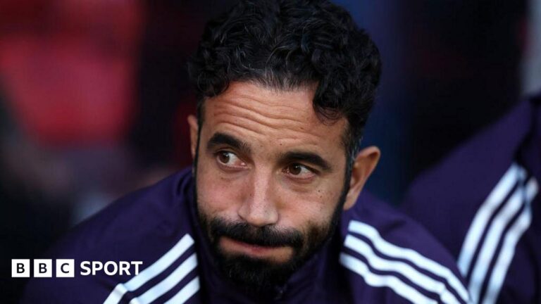 Eliminação para o Grimsby põe pressão máxima sobre Ruben Amorim no Manchester United