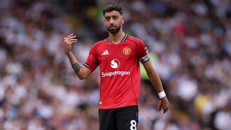 Mercado da bola: Bruno Fernandes cogita MLS ou Arábia em 2026; Tottenham mira Rabiot e United define preço por Garnacho