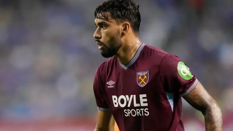 Ação de Lucas Paquetá nas redes sociais aumenta especulações sobre seu futuro