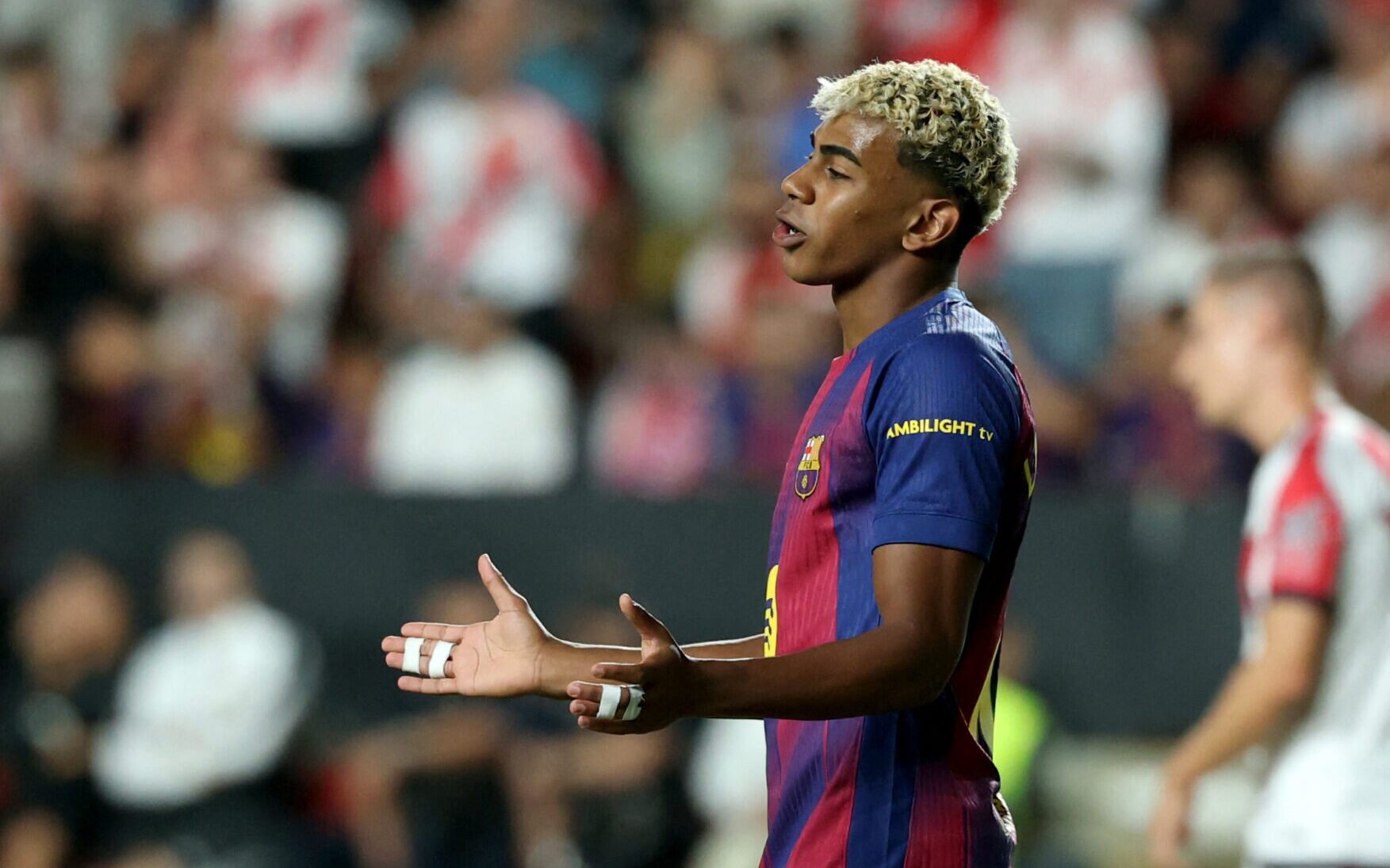 Polêmica de arbitragem marca empate do Barcelona em jogo da La Liga - Imagem do artigo original