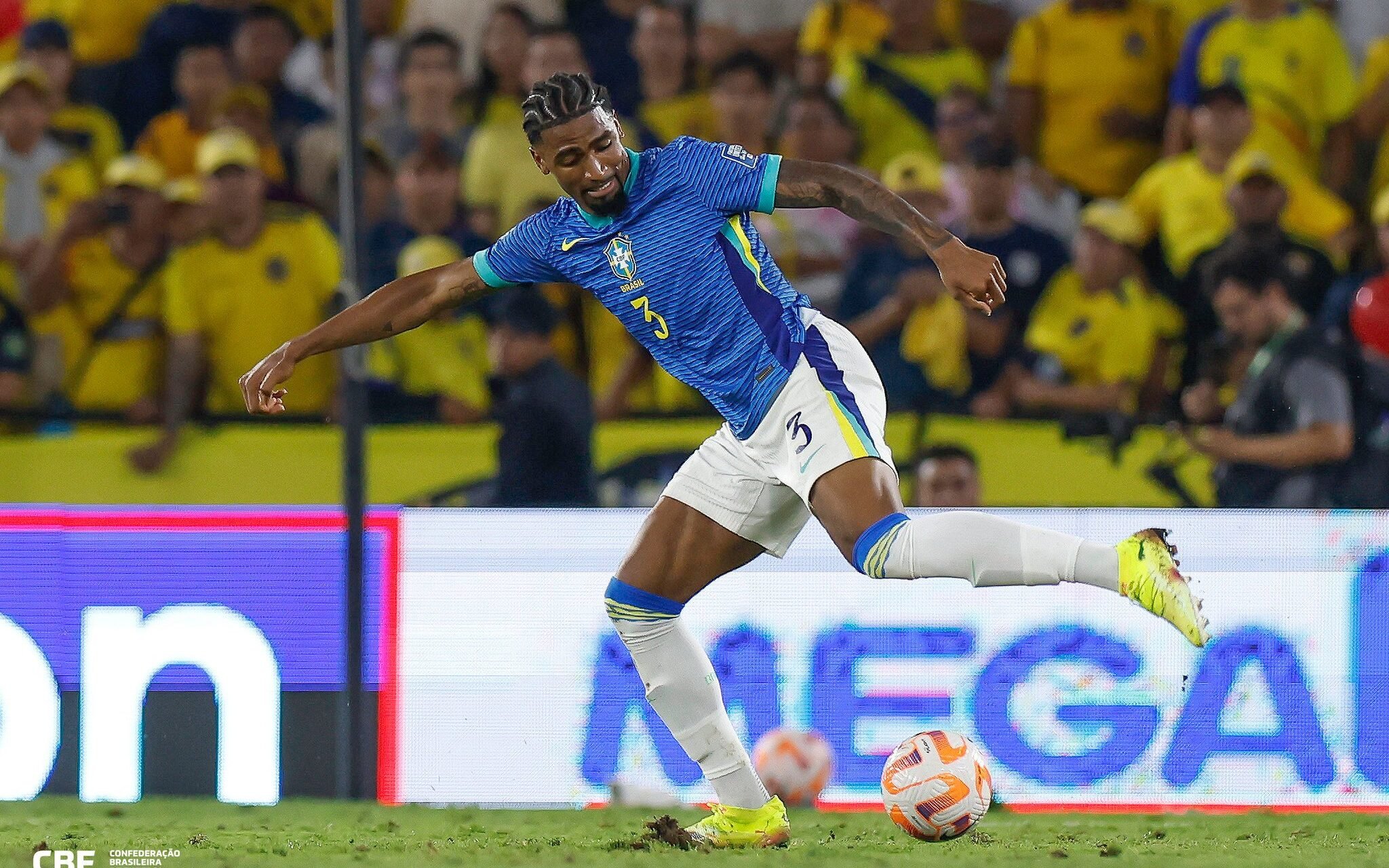 Descobridor de Alexsandro relembra início do zagueiro na Seleção: “era pura fome” - Imagem do artigo original