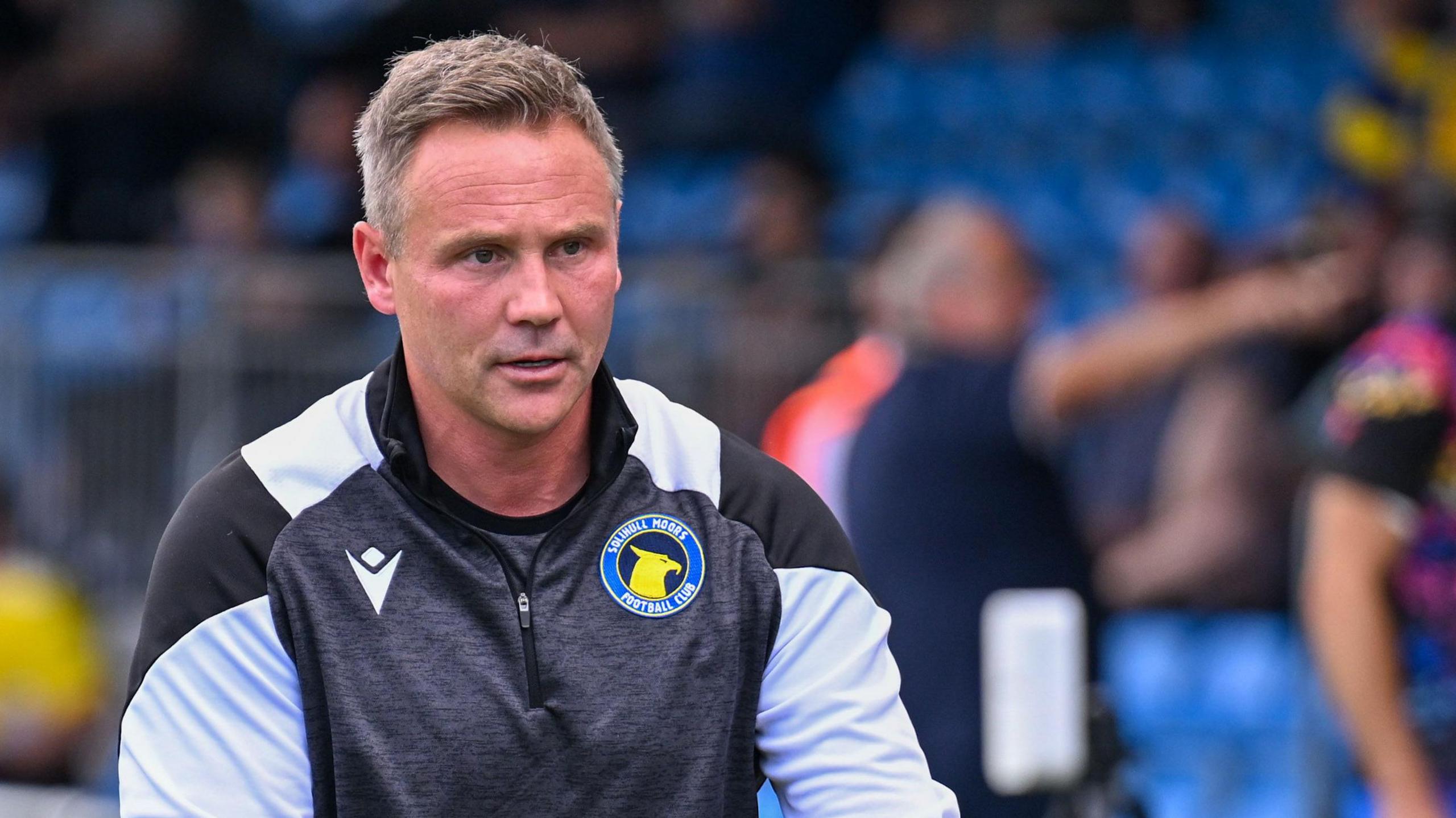 Solihull Moors demite o técnico Matt Taylor após sete rodadas sem vitória - Imagem do artigo original