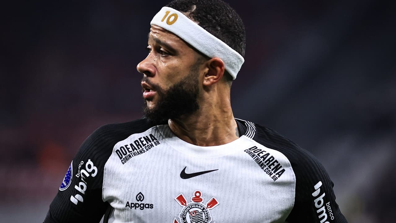 Imprensa europeia destaca recorde de Memphis Depay e ressalta que atacante “vem brilhando no Brasil também” - Imagem do artigo original