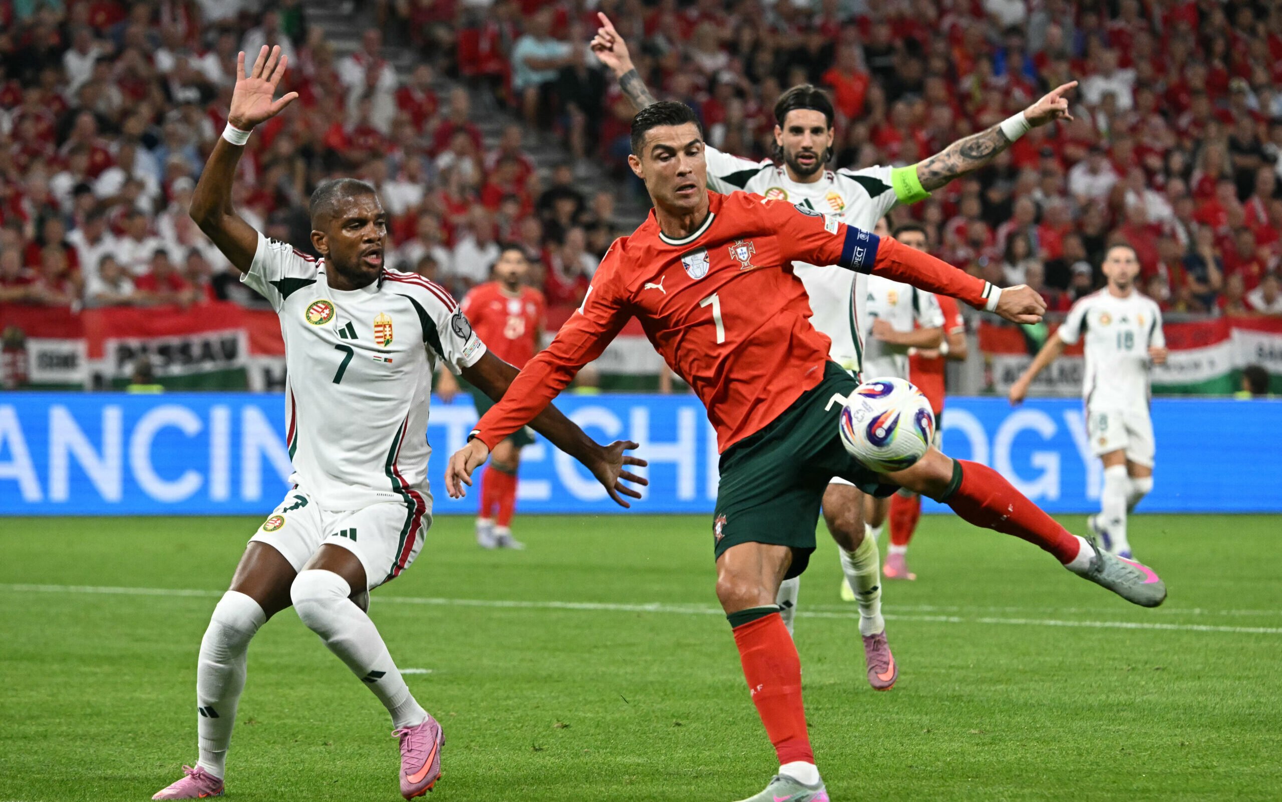 Cristiano Ronaldo iguala recorde mundial de partidas em eliminatórias - Imagem do artigo original