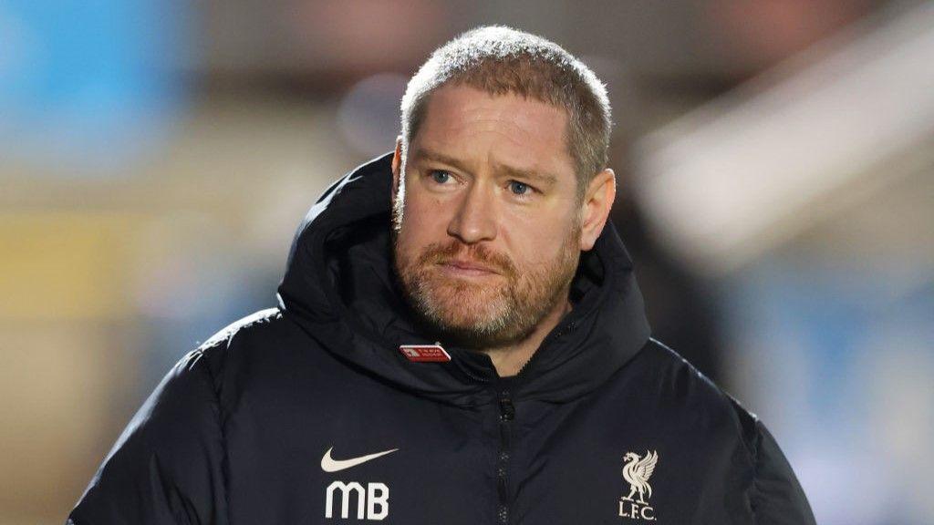 Ex-treinador do Liverpool feminino, Matt Beard morre aos 47 anos - Imagem do artigo original