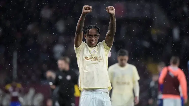 Ex-Palmeiras é contratado por clube da Premier League após saída de Andreas Pereira