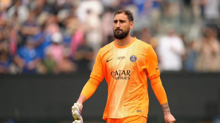 Donnarumma assina com o Manchester City e substitui Ederson