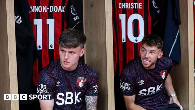 Ryan Christie vira “tradutor” de Ben Gannon-Doak no Bournemouth e exalta potencial do jovem na seleção