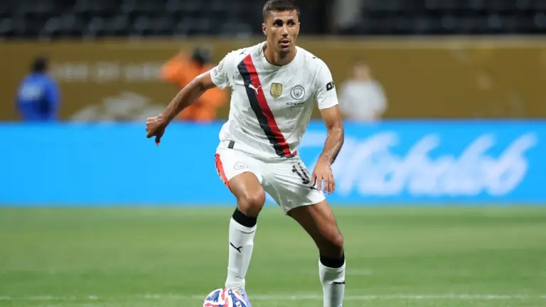 Rodri minimiza responsabilidade individual na má fase do Manchester City: “Eu não sou o Messi”