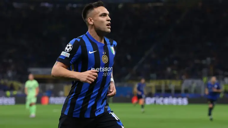 Lautaro Martínez reclama de exclusão da Bola de Ouro e diz sentir-se “desvalorizado”