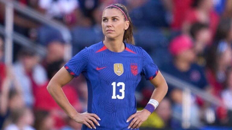 Alex Morgan tem camisa aposentada e relembra 13 lances que marcaram sua trajetória vitoriosa