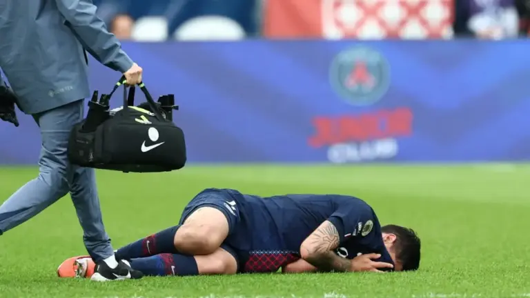 PSG sofre baixas importantes a poucos dias da estreia na Champions League