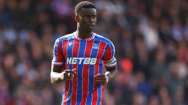 Liverpool e Manchester City miram Marc Guéhi para a próxima temporada