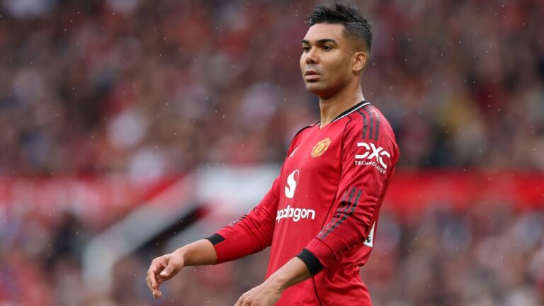 Al Nassr mira Casemiro, enquanto Vlahovic desperta interesse de United, Atlético e Barcelona