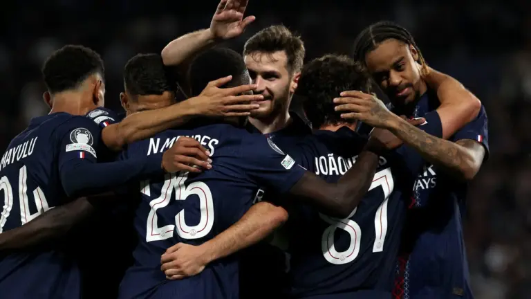Partida entre Olympique de Marselha e PSG é adiada