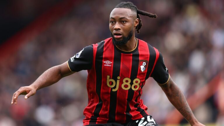 Clubes ingleses planejam nova ofensiva por Antoine Semenyo, do Bournemouth