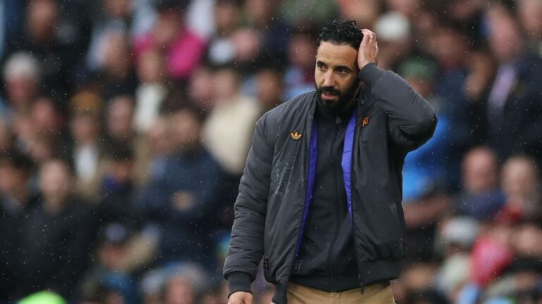 Amorim admite incerteza sobre atuação do Manchester United contra o Brentford