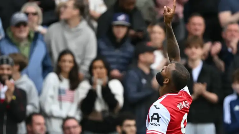 Quem é Igor Thiago? Carrasco do United na Premier League