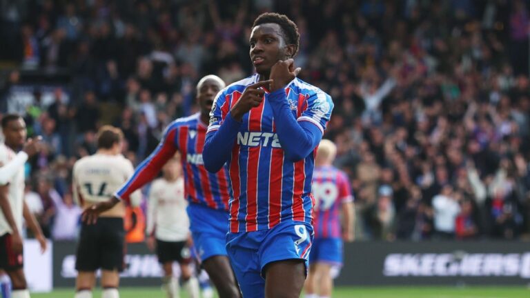 Sábado tem oito gols nos acréscimos e quebra recorde da Premier League