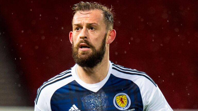 Steven Fletcher anuncia aposentadoria do futebol aos 38 anos