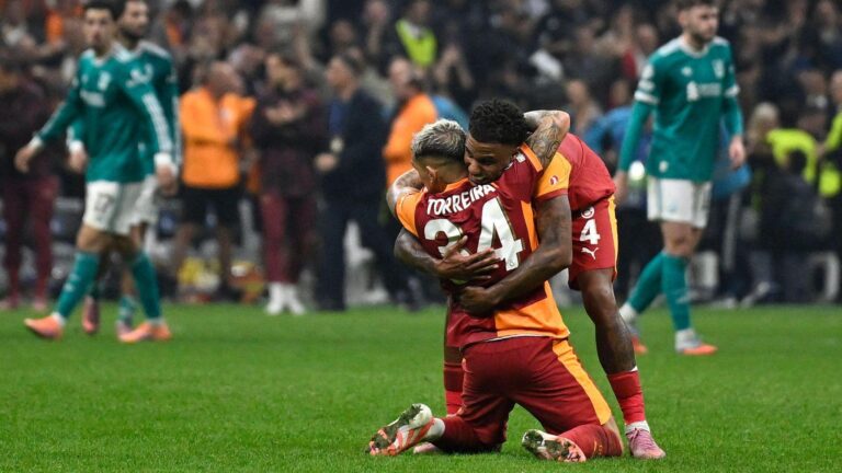 Derrota para o Galatasaray mostra primeiros percalços de Arne Slot no Liverpool