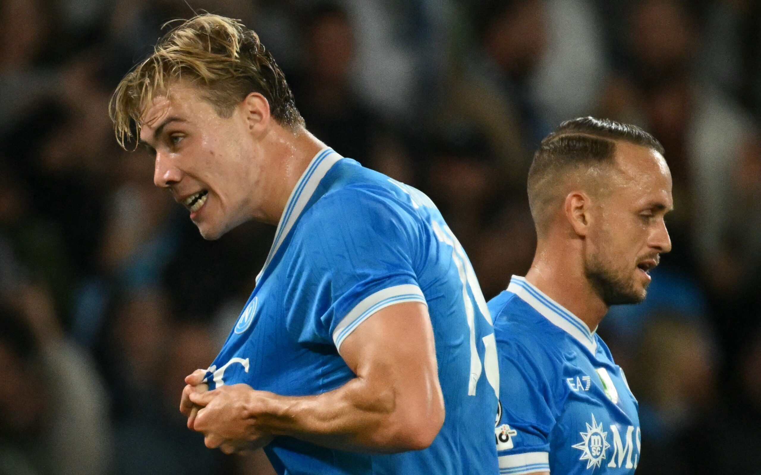 Napoli derrota Sporting na Champions com brilho de ex-Manchester United - Imagem do artigo original