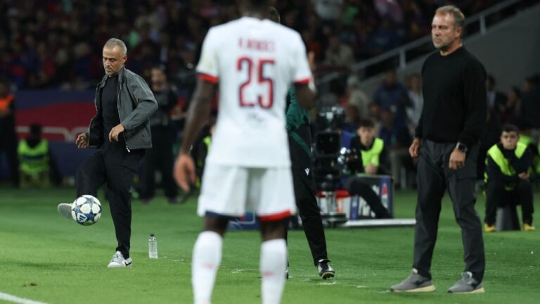 PSG vira sobre o Barcelona, mantém 100% na Champions e alcança feito inédito