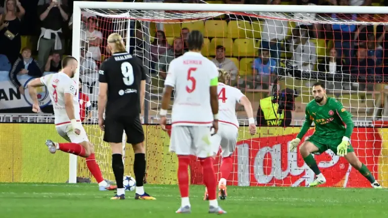 City e Monaco ficam no empate na Champions após corte de Ancelotti