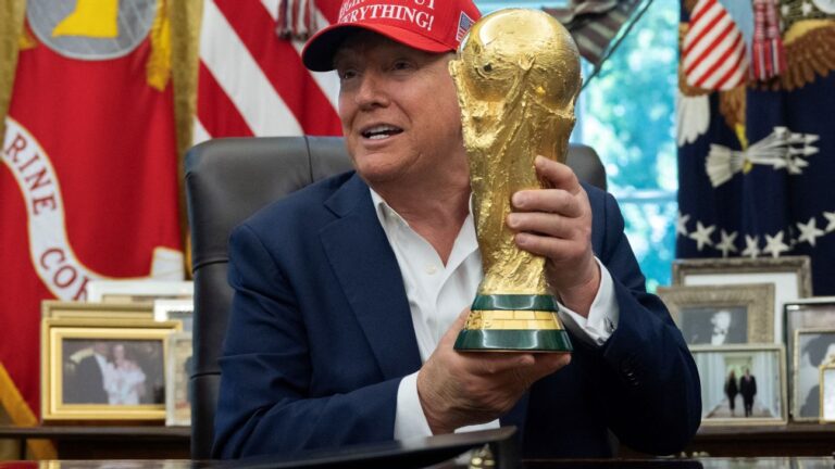 Vice-presidente da FIFA diz que mudança de sedes da Copa de 2026 não cabe a Trump