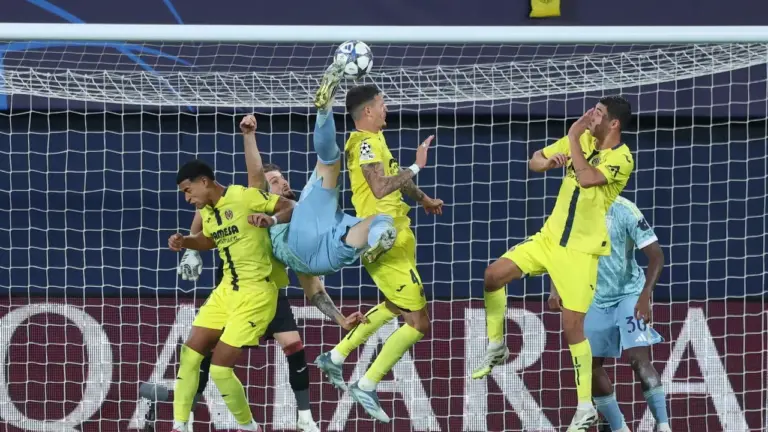 Juventus e Villarreal ficam no empate em jogo da Champions marcado por golaço de estilo Cristiano Ronaldo