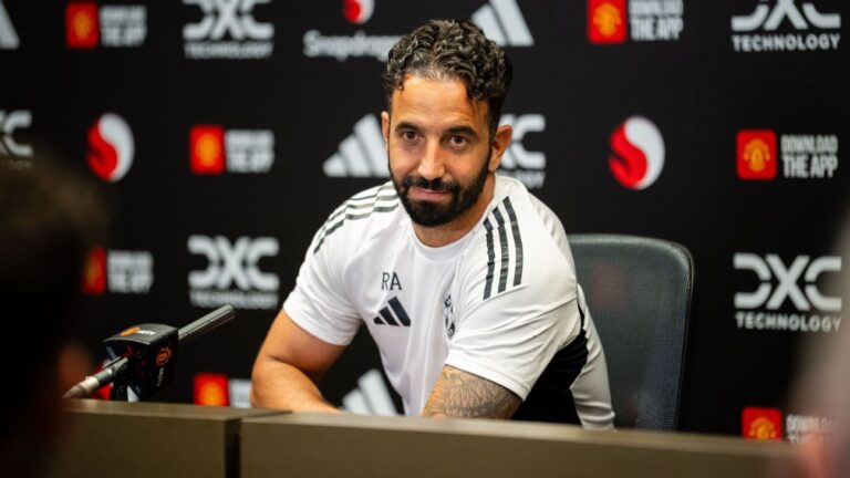 Sob pressão, Ruben Amorim coleciona declarações sobre sua permanência no Manchester United
