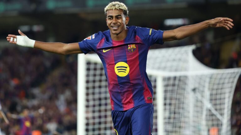 UEFA aprova com reticências duelo Barcelona x Villarreal em Miami