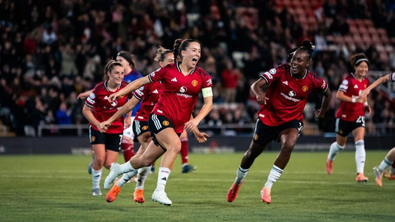 Manchester United confia em Maya Le Tissier, mas zagueira ainda aguarda chance como titular da Inglaterra