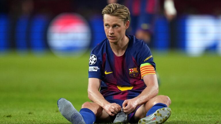 Frenkie de Jong critica realização de Barcelona x Villarreal em Miami