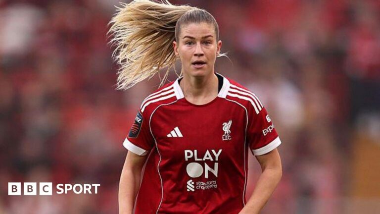 Meio-campista do Liverpool Marie Hobinger sofre ruptura de ligamento cruzado anterior